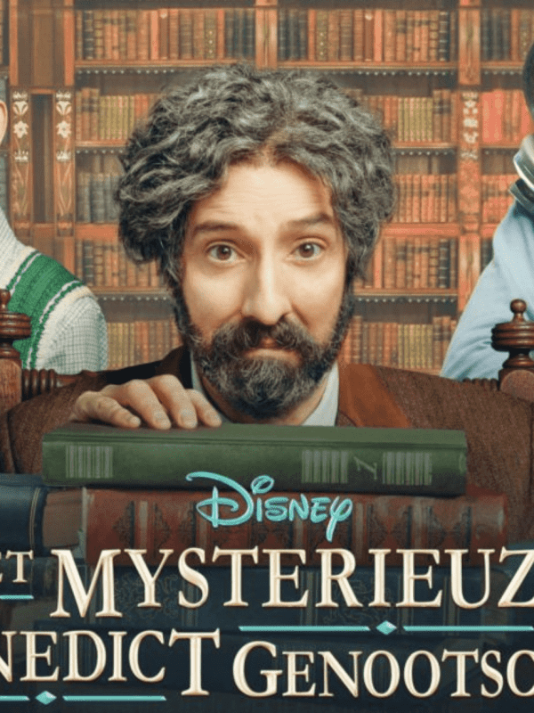 Sil van der Zwan als Reynie in Het Mysterieuze Benedict Genootschap